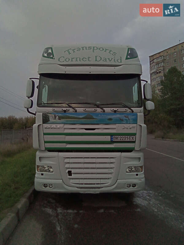 Тягач DAF XF 105 2008 в Ровно