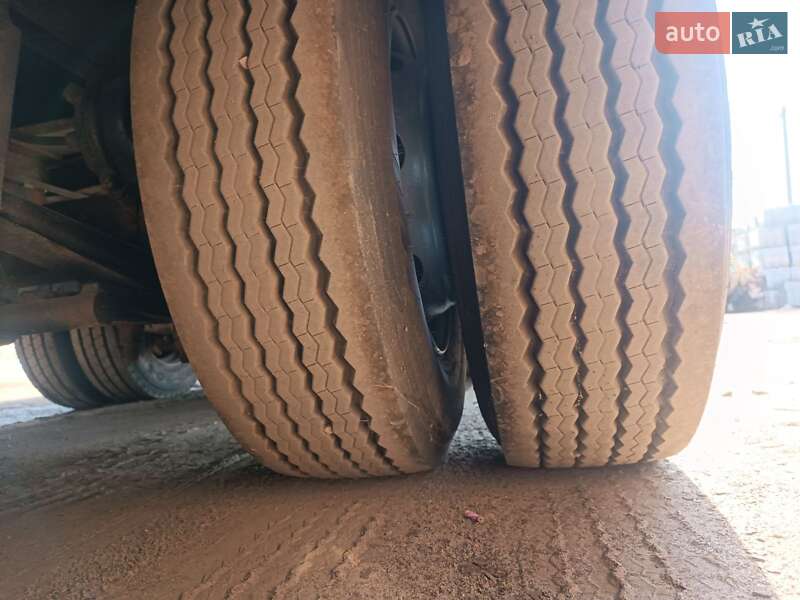 Тентованый DAF XF 105 2008 в Жовкве