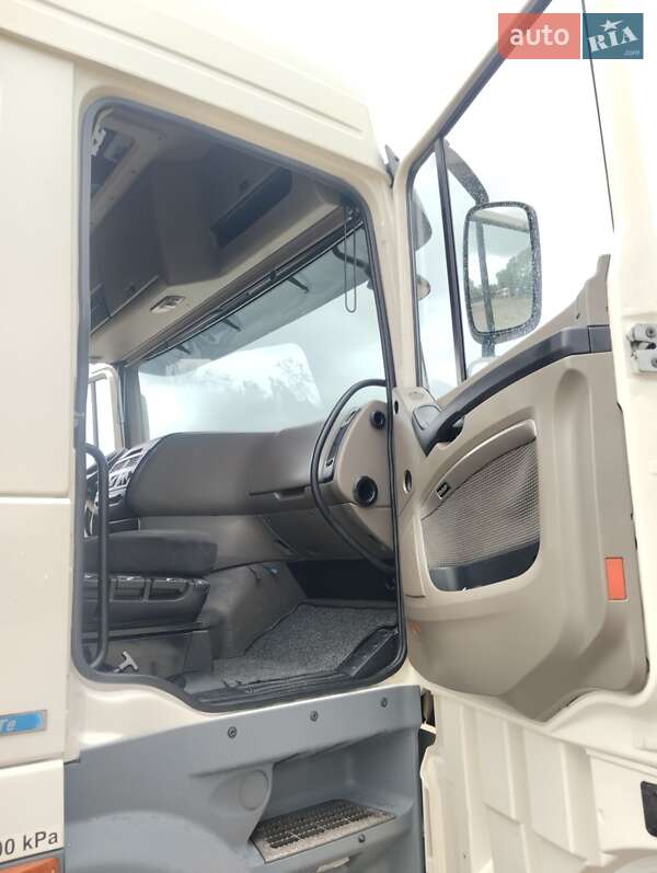 Тягач DAF XF 105 2013 в Шептицькому