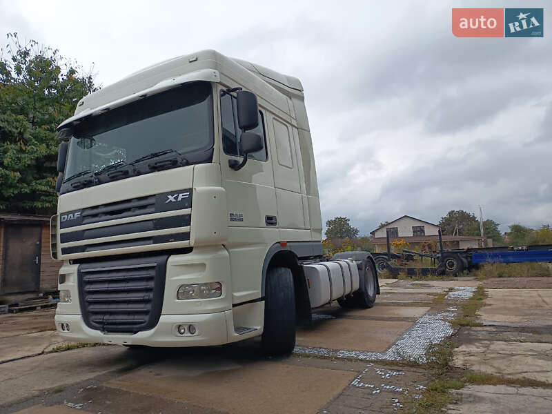Тягач DAF XF 105 2013 в Житомире
