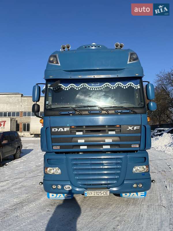 Тягач DAF XF 105 2010 в Хмельницком