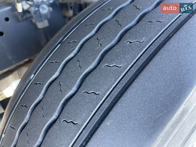 Тягач DAF XF 105 2013 в Ровно