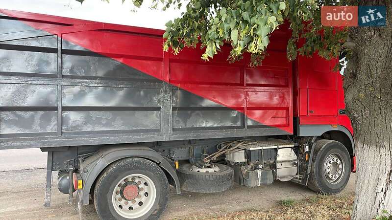 Самосвал DAF XF 105 2009 в Борисполе