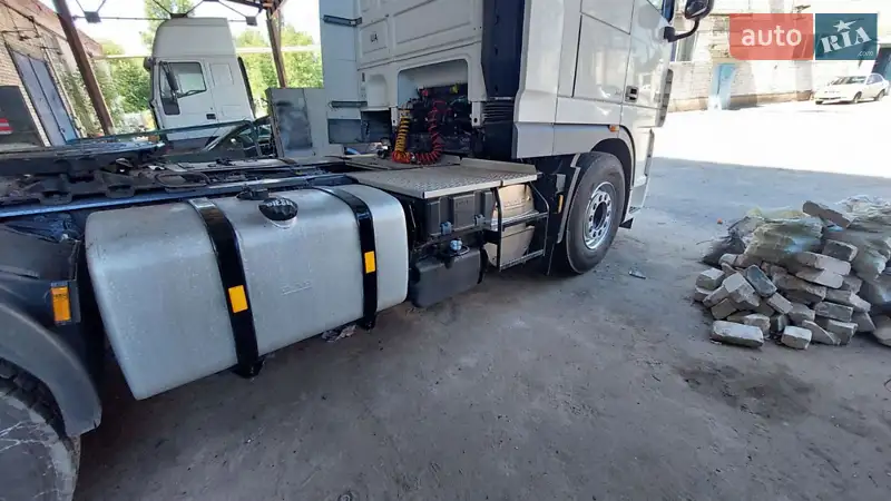 DAF XF 105 2008 VIN XLRTE47MS0E832436 фото оголошення 5 з 30