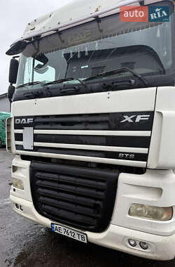 Тягач DAF XF 105 2008 в Дніпрі