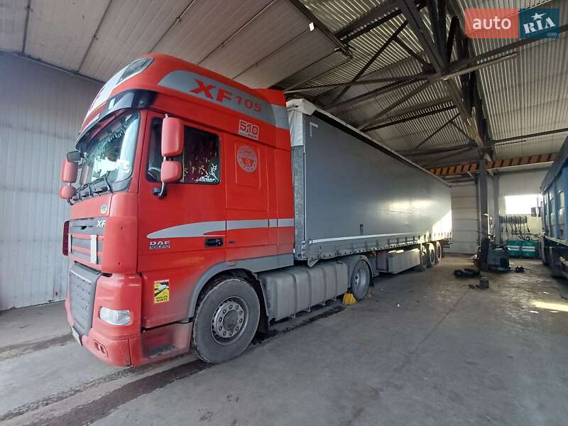 Тягач DAF XF 105 2011 в Нововолынске