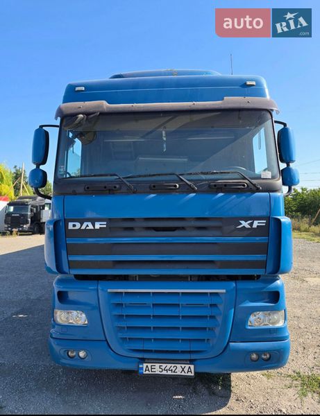 Тягач DAF XF 105 2013 в Днепре