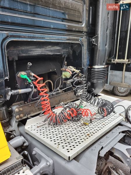 Тягач DAF XF 105 2012 в Киеве