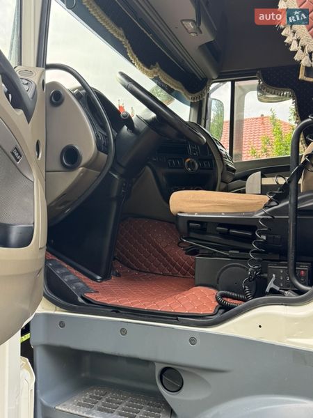 Тягач DAF XF 105 2011 в Одессе