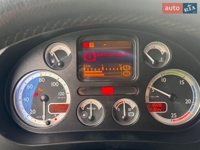 Тягач DAF XF 105 2011 в Одессе