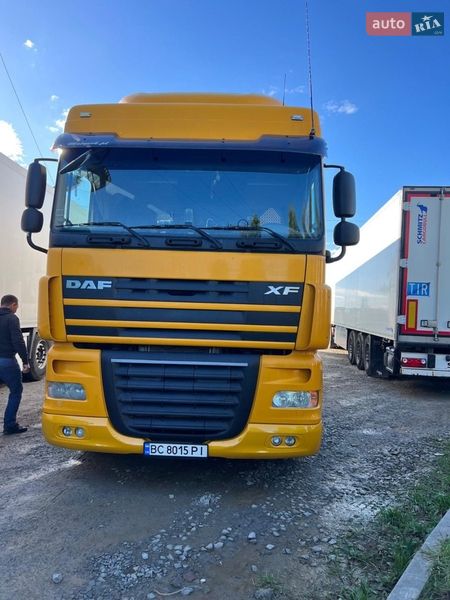 Тягач DAF XF 105 2011 в Львове