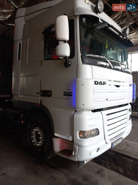 Тягач DAF XF 105 2008 в Запорожье