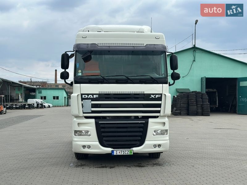 Тягач DAF XF 105 2013 в Хусте