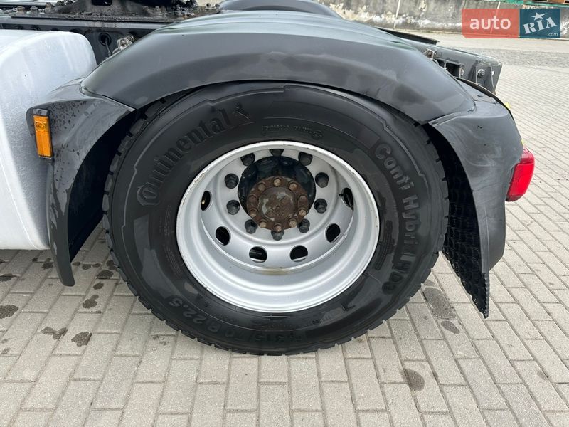 Тягач DAF XF 105 2013 в Хусте
