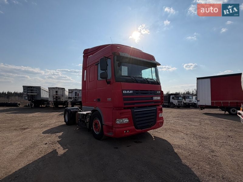 Тягач DAF XF 105 2013 в Киеве