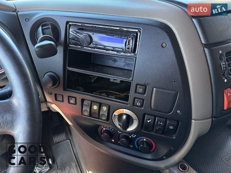 Тягач DAF XF 105 2009 в Одесі