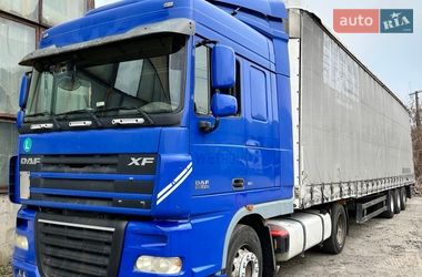 Тягач DAF XF 105 2006 в Владимире