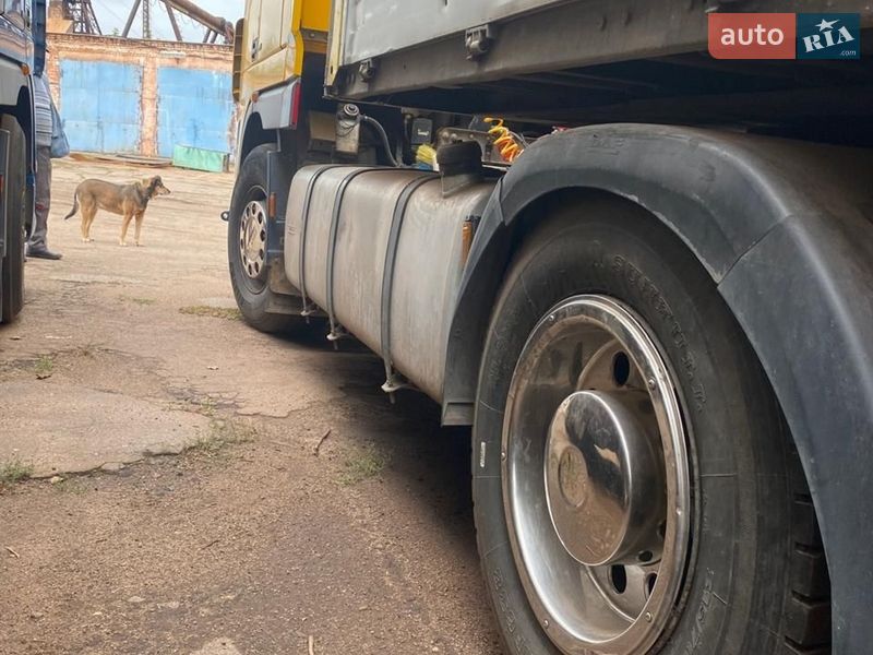 Тягач DAF XF 105 2007 в Днепре