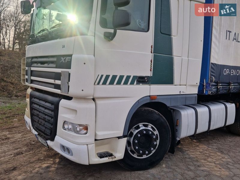 Тягач DAF XF 105 2011 в Рівному
