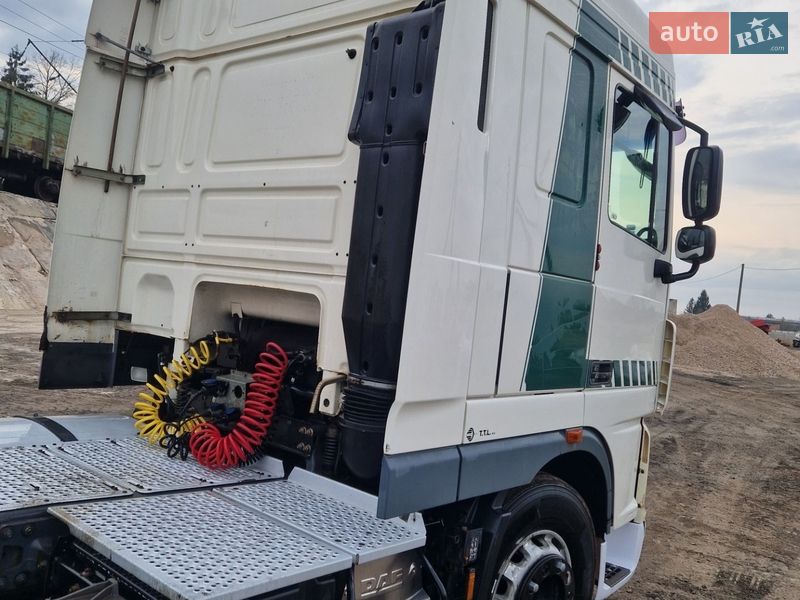 Тягач DAF XF 105 2011 в Рівному