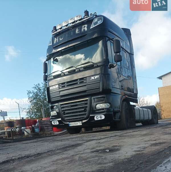 Тягач DAF XF 105 2012 в Краснокутську