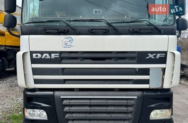 Тягач DAF XF 105 2013 в Дніпрі