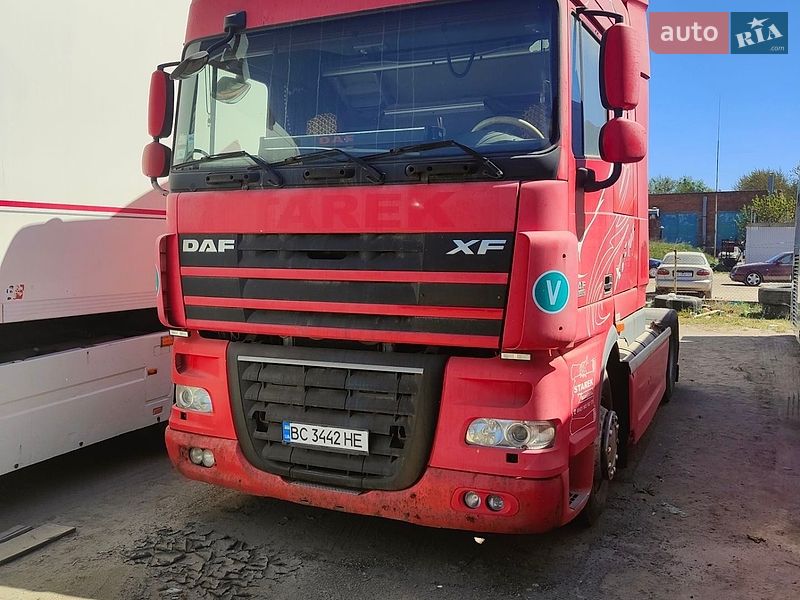 Тягач DAF XF 105 2011 в Львове