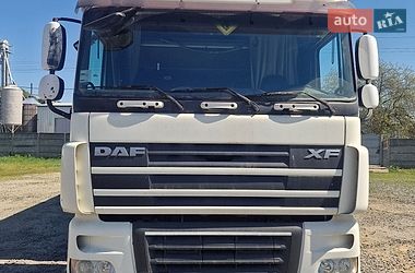 Тягач DAF XF 105 2008 в Умани