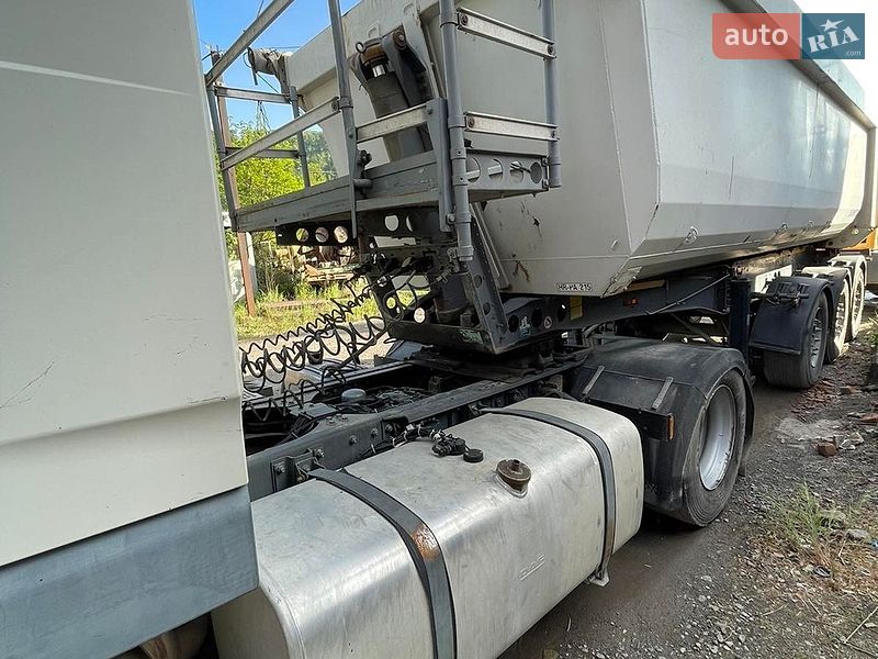 Тягач DAF XF 105 2011 в Киеве