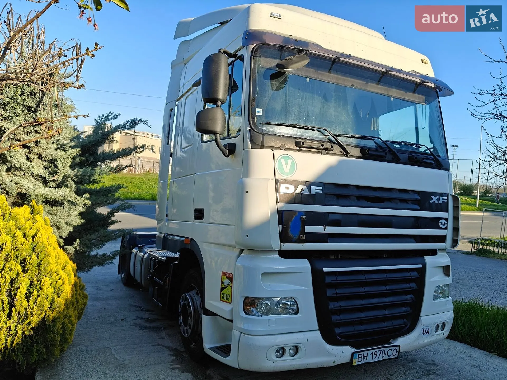 DAF XF 105 2011 VIN XLRTE47MS0E936415 фото оголошення 2 з 5