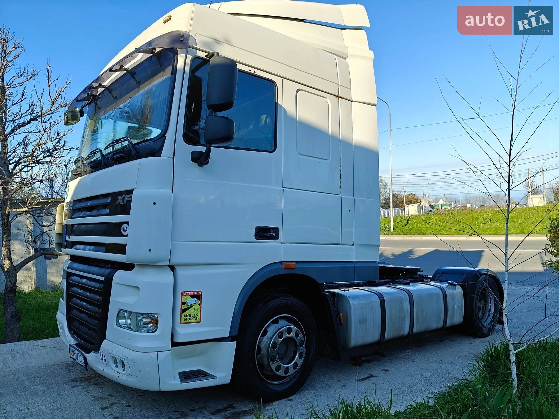 DAF XF 105 2011 VIN XLRTE47MS0E936415 фото оголошення 3 з 5