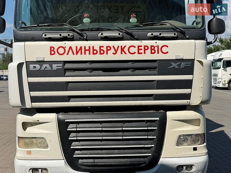 Тягач DAF XF 105 2006 в Луцке