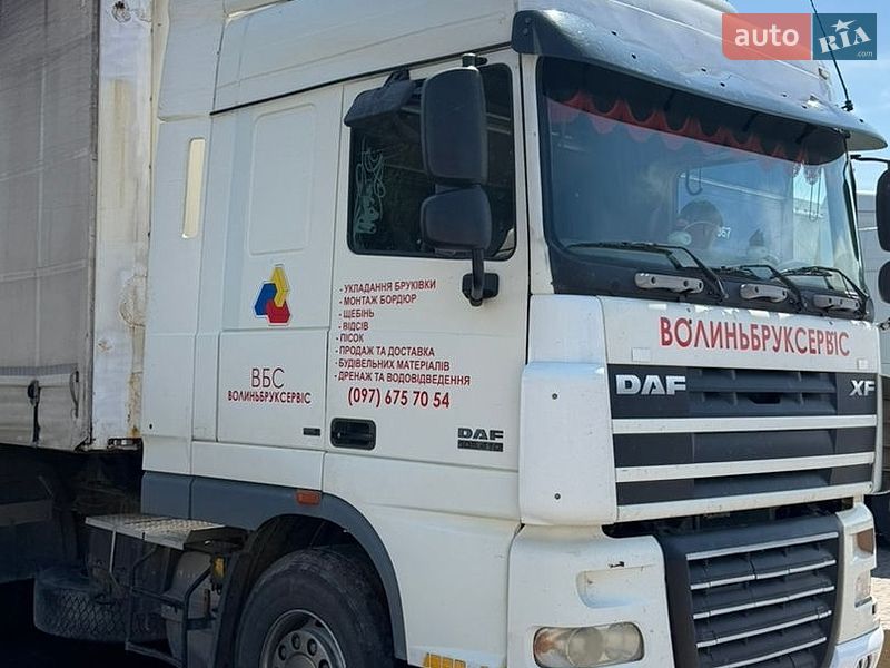 Тягач DAF XF 105 2006 в Луцке