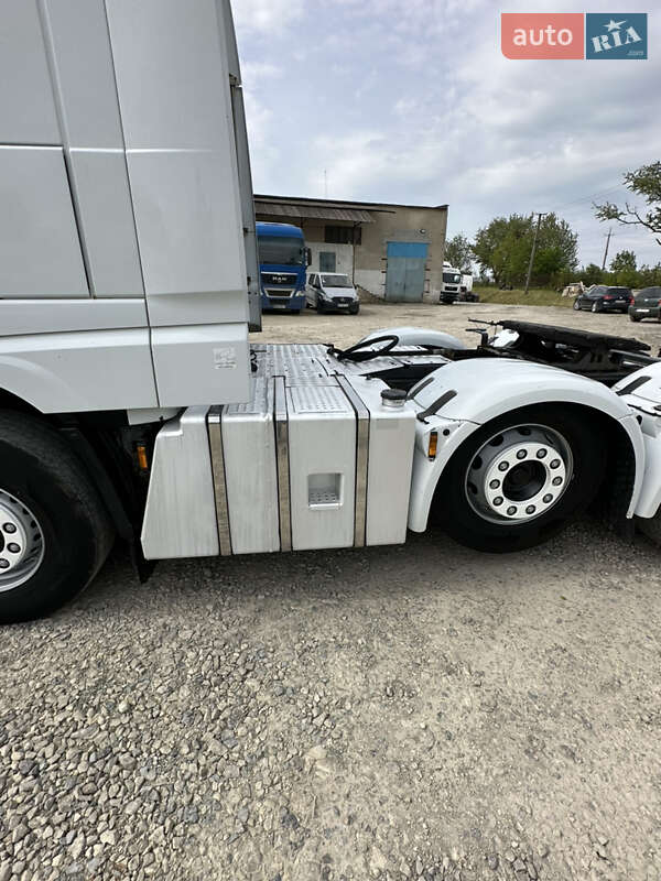 Тягач DAF XF 106 2015 в Бучачі