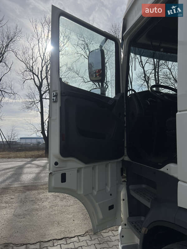 Тягач DAF XF 106 2014 в Черновцах