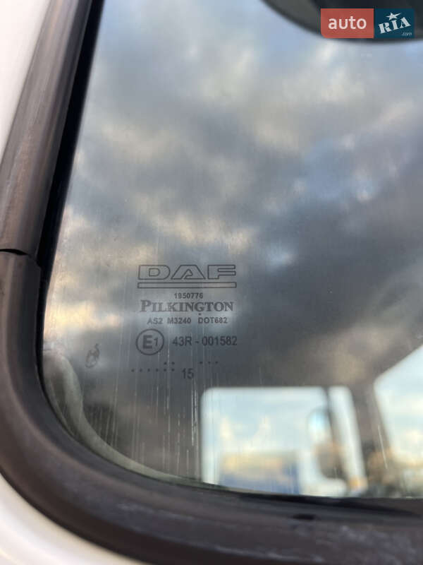 Тягач DAF XF 106 2015 в Черновцах