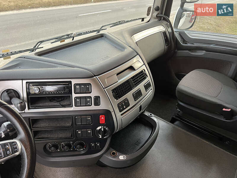 Тягач DAF XF 106 2015 в Черновцах