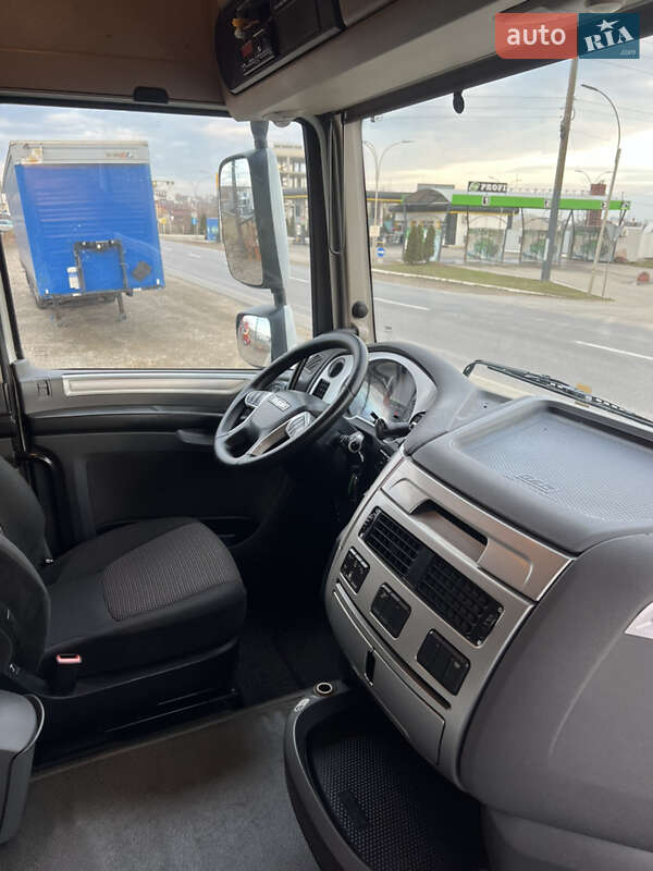 Тягач DAF XF 106 2015 в Черновцах