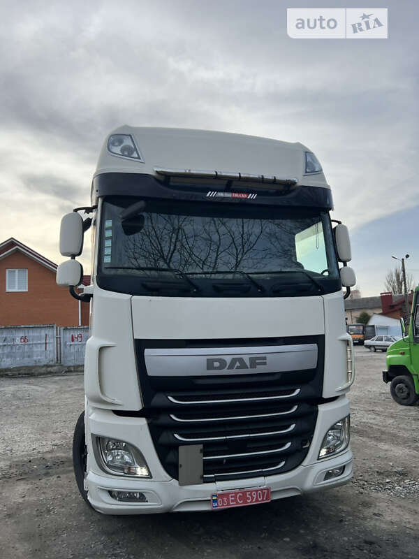 Тягач DAF XF 106 2014 в Ровно