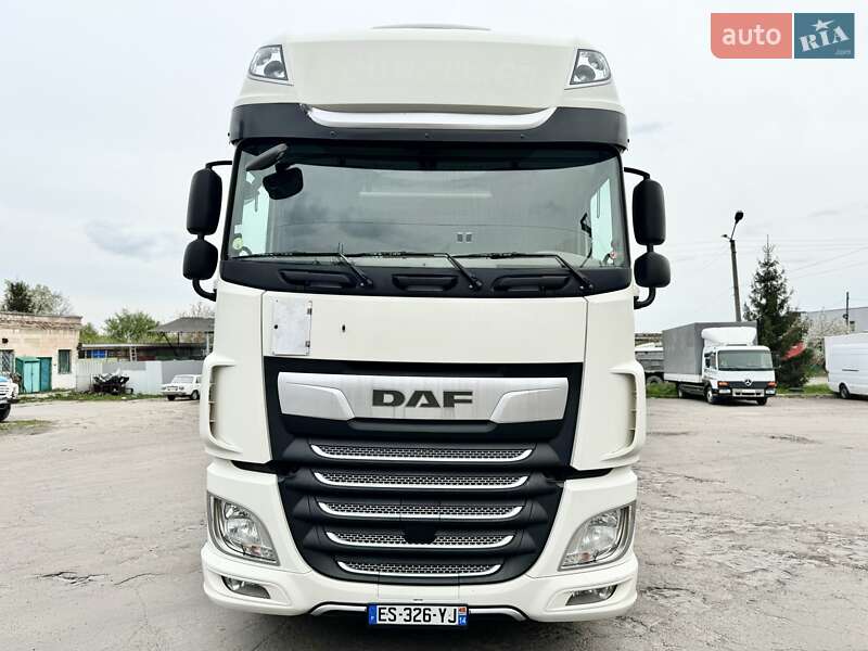 Тягач DAF XF 106 2017 в 