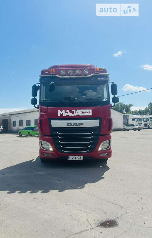 Тягач DAF XF 106 2014 в Хороле