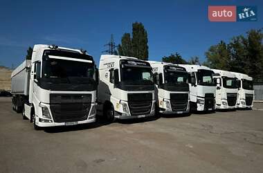 Тягач DAF XF 106 2015 в 