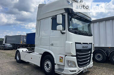 Тягач DAF XF 106 2014 в Долине