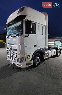 Тягач DAF XF 106 2015 в 