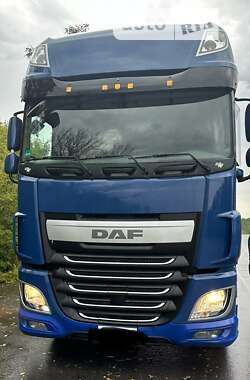 Тягач DAF XF 106 2015 в Умані