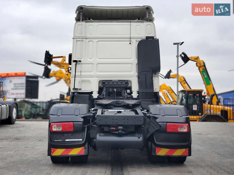 Тягач DAF XF 106 2015 в Ровно