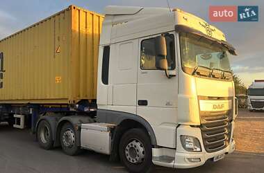 Тягач DAF XF 106 2015 в Бучачі