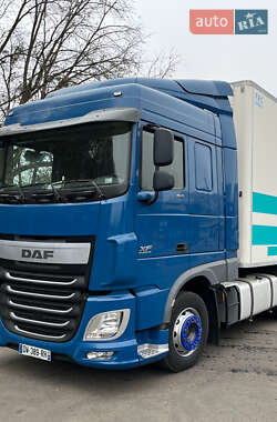 Тягач DAF XF 106 2015 в Виннице