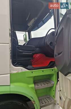 Тягач DAF XF 106 2015 в  фото 10 Тягач DAF XF 106 2015 в