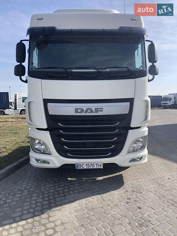 Тягач DAF XF 106 2015 в Львові